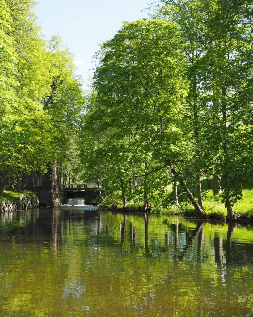 Jokinäköala Fiskarsin gastrobaarista