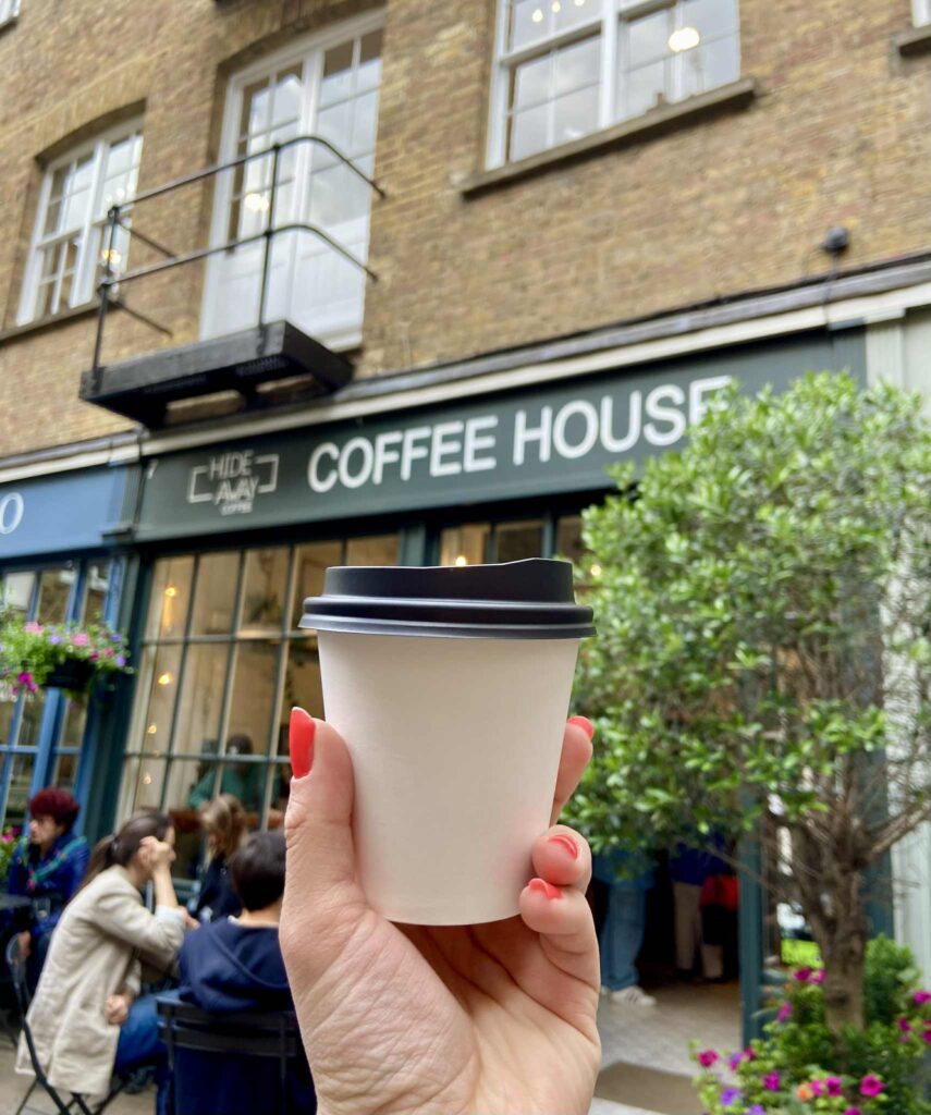 Kahviposti Rosana Lindfors Lontoo